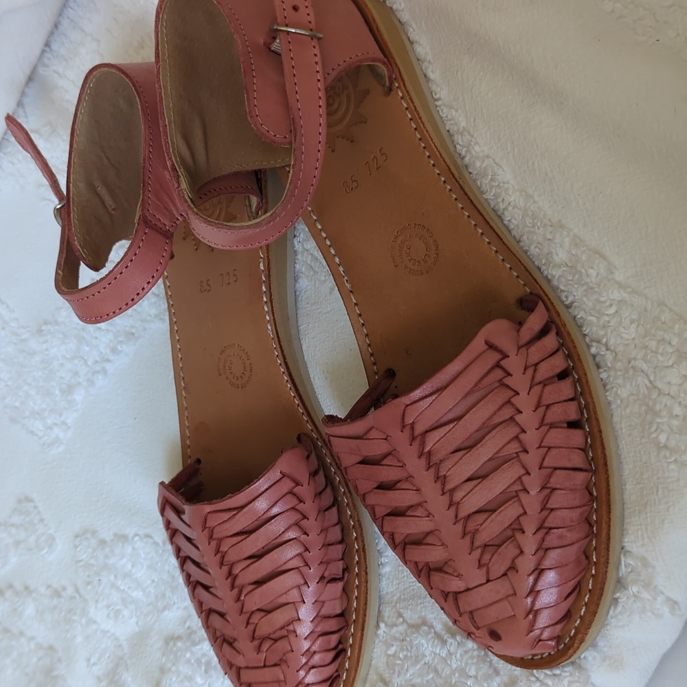 TROVA COLLECTION womens 8.5 HUARACHE VINTAGE HIPPIE SANDAL Handmade PINK Boho - Picture 2 of 4